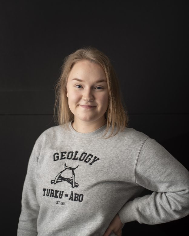 https://www.pulterit.utu.fi/wp-content/uploads/DSC6009-624x780.jpeg