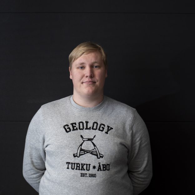 https://www.pulterit.utu.fi/wp-content/uploads/Tiedotusvastaava-TY-624x624.jpg
